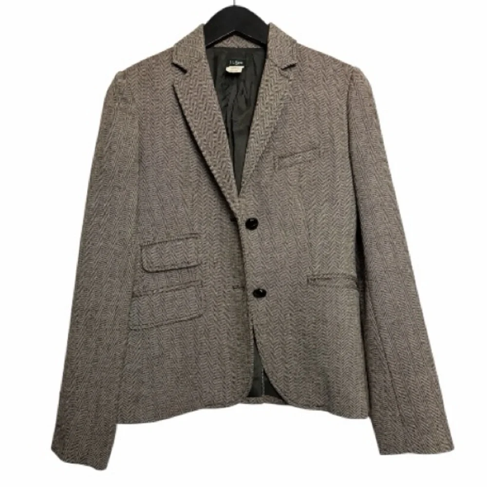J. Crew Factory stylish crew